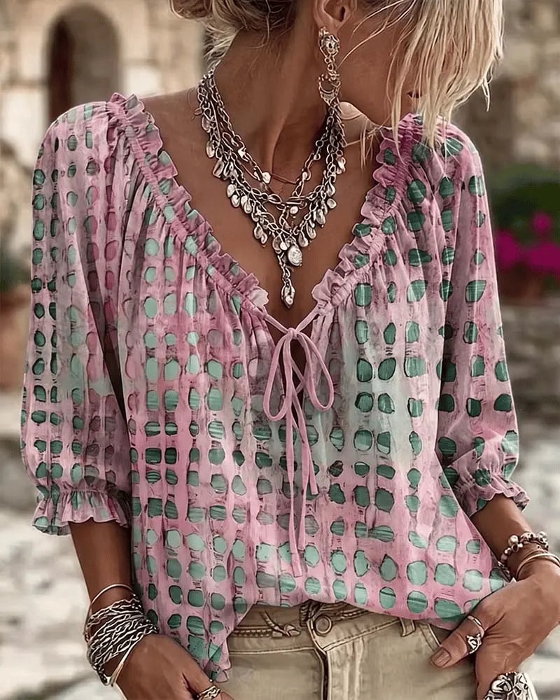 Różowo zielona bluzka damska w kropki z dekoltem V w stylu boho
