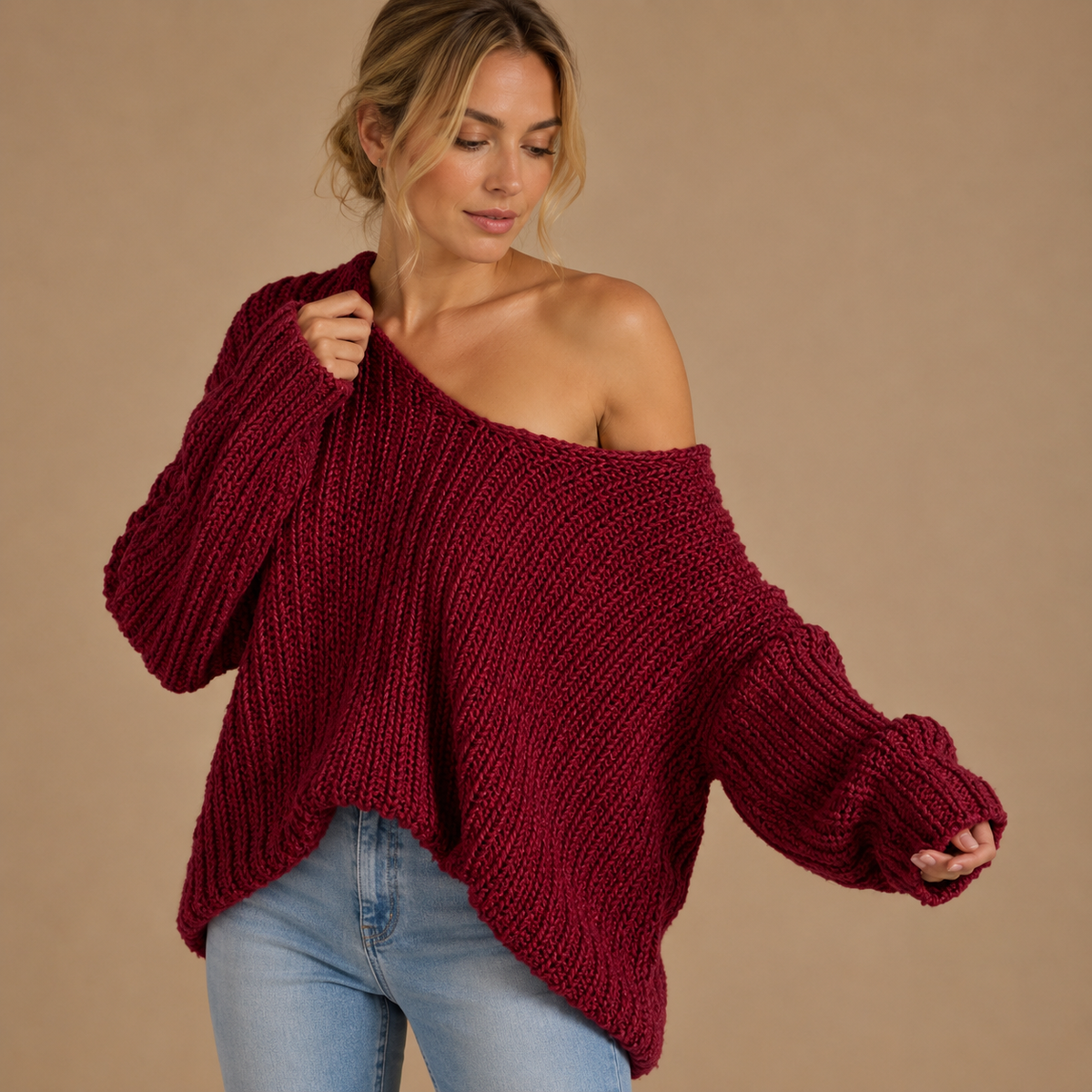 Damski sweter oversize z dekoltem łódka i luźnymi rękawami