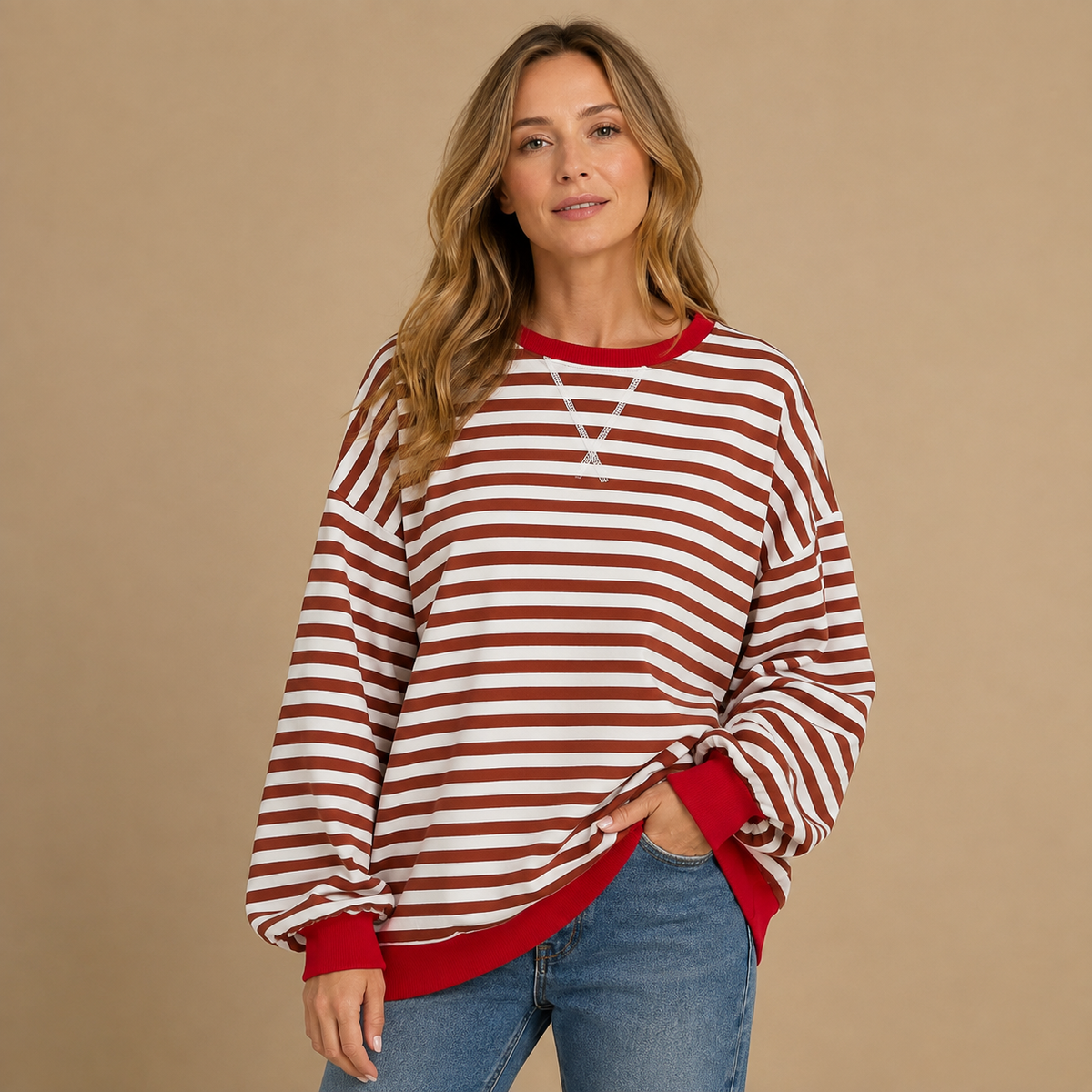 Damska bluza oversize w paski z kontrastowymi ściągaczami