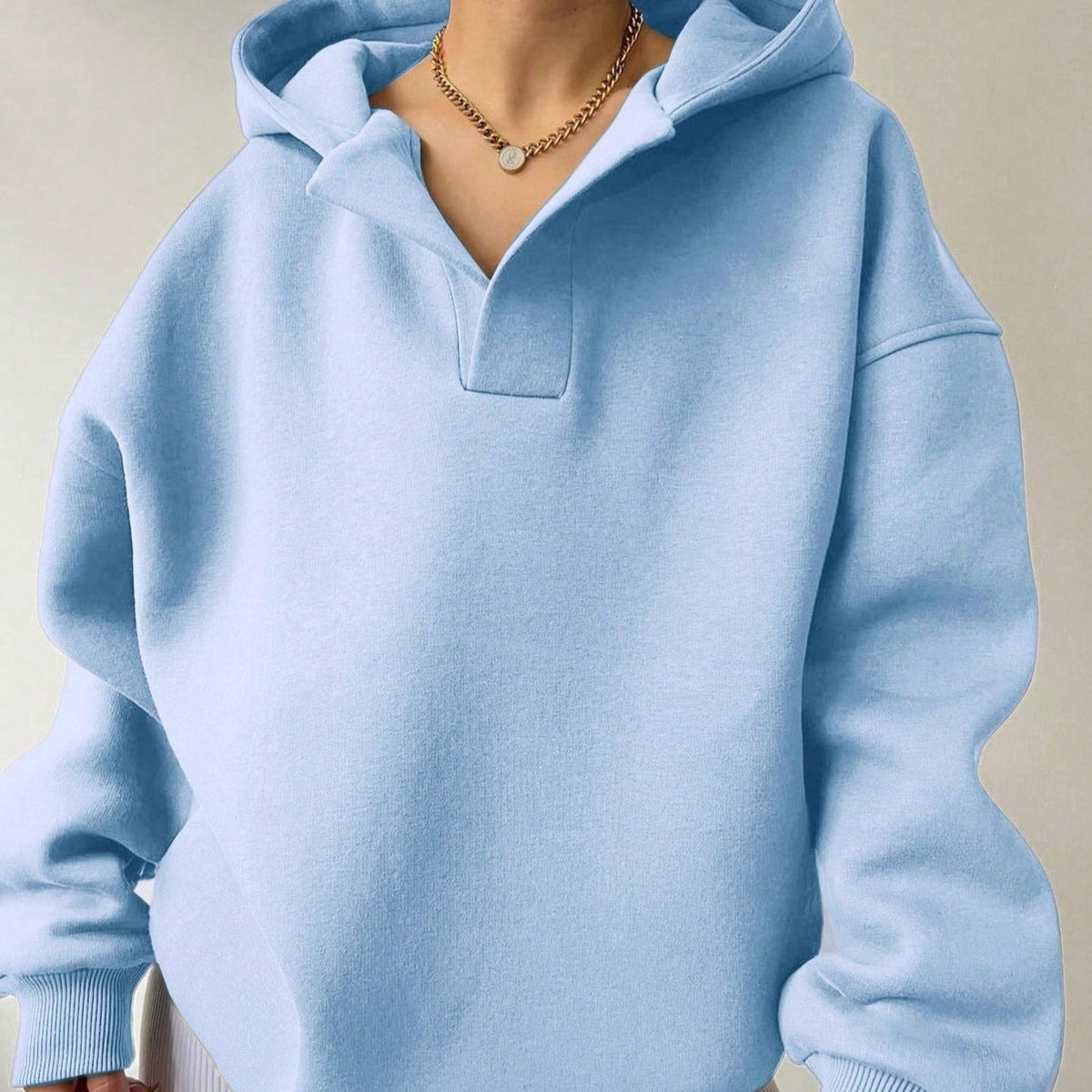 Jasnoniebieska bluza polarowa damska oversize z kapturem