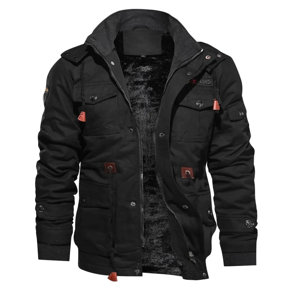 Czarna kurtka zimowa męska ocieplana ze stójką i zamkiem na całej długości