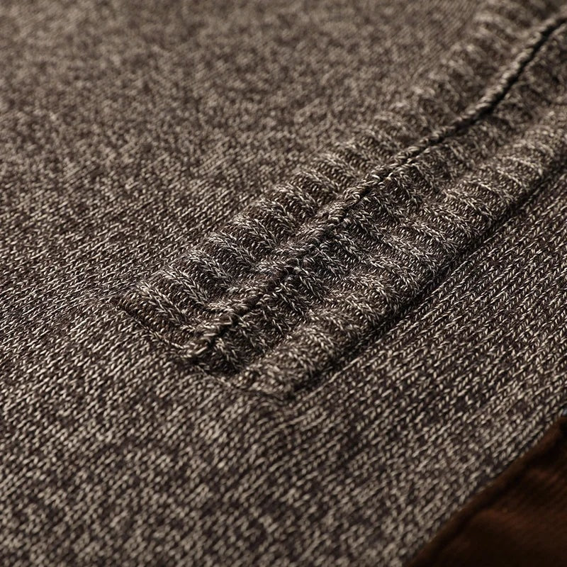 Sweter męski prążkowany ze stójką na zamek